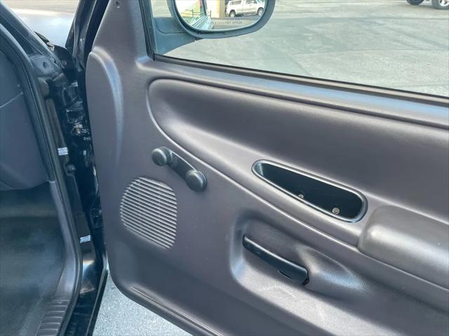 2001 Dodge Ram 1500 ST