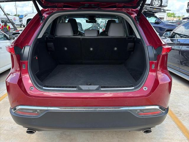 2021 Toyota Venza Limited - Photo 7