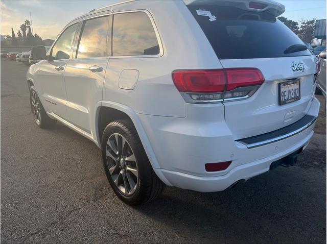 2017 Jeep Grand Cherokee Overland 4x2