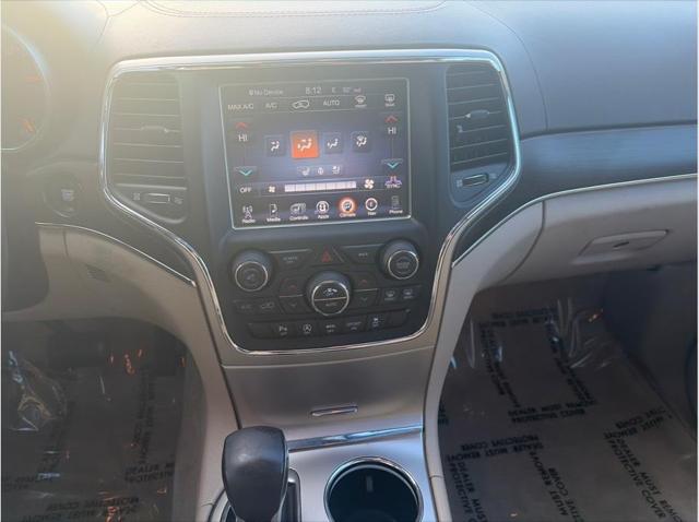 2017 Jeep Grand Cherokee Overland 4x2