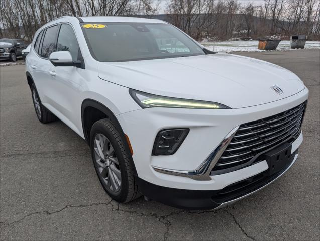 2025 Buick Enclave Preferred FWD