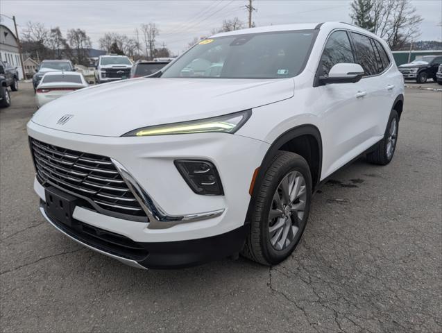 2025 Buick Enclave Preferred FWD