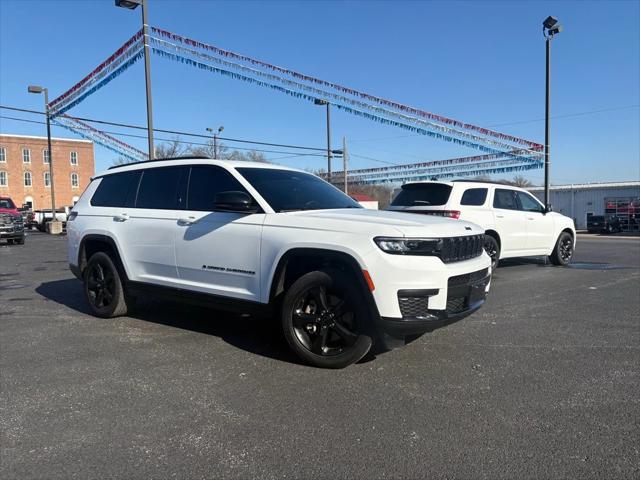 2022 Jeep Grand Cherokee L Altitude 4x4 2022 Jeep Grand Cherokee L Altitude 4x4