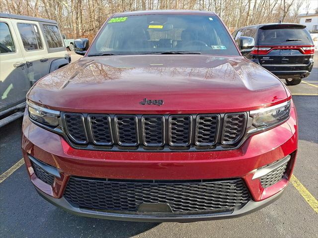 2025 Jeep Grand Cherokee Altitude X 4x4 2025 Jeep Grand Cherokee Altitude X 4x4