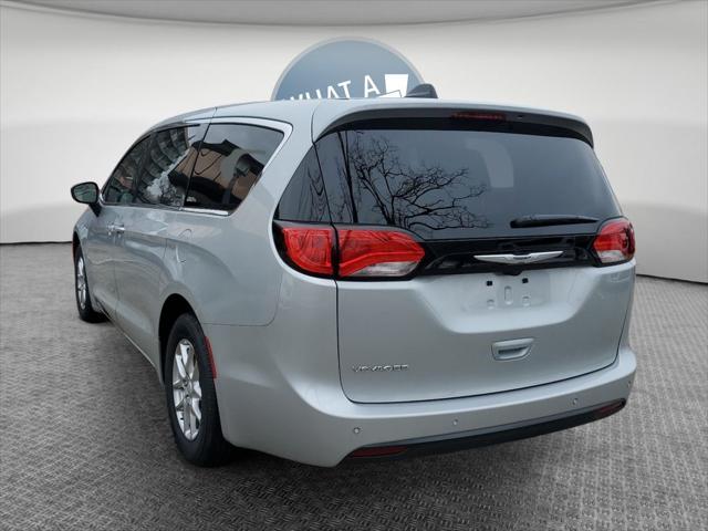 2026 Chrysler Voyager LX