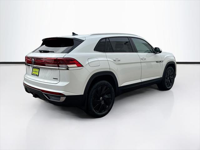 2026 Volkswagen Atlas Cross Sport SE with Technology