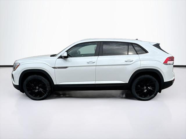 2026 Volkswagen Atlas Cross Sport SE with Technology