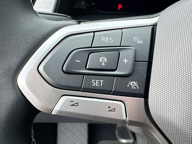 2026 Volkswagen Atlas Cross Sport SE with Technology