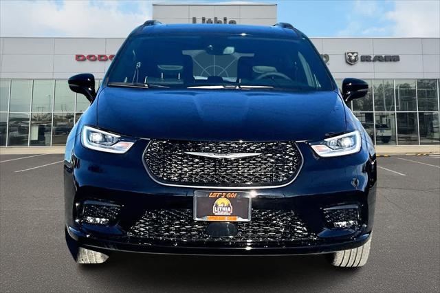 2026 Chrysler Pacifica Limited AWD