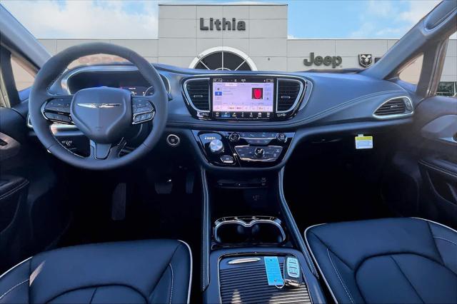 2026 Chrysler Pacifica Limited AWD