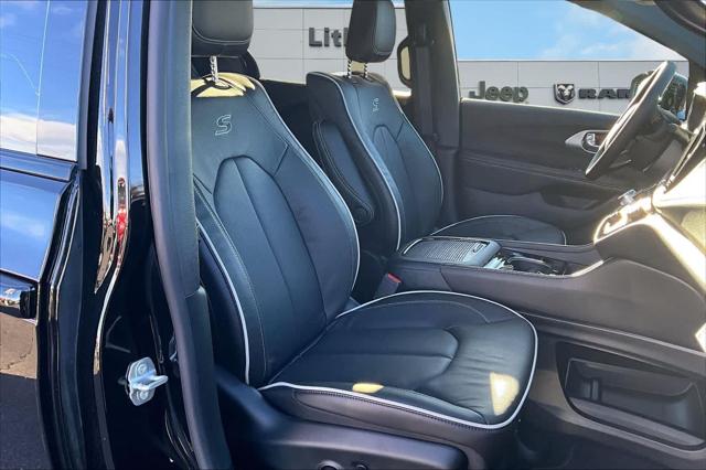 2026 Chrysler Pacifica Limited AWD