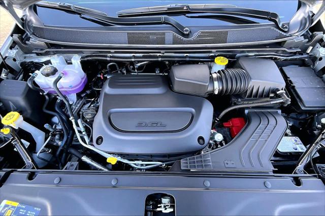 2026 Chrysler Pacifica Select AWD