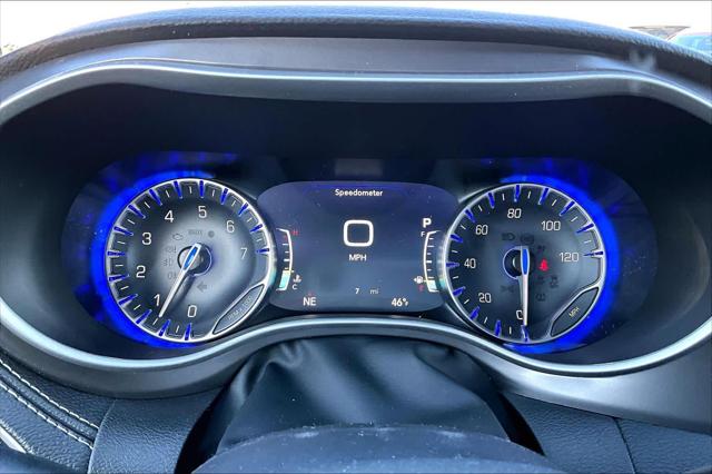 2026 Chrysler Pacifica Select AWD