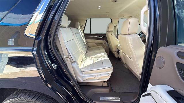 2022 GMC Yukon 4WD Denali