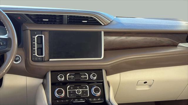 2022 GMC Yukon 4WD Denali