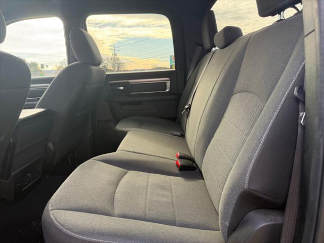 2024 Ram 1500 Classic Warlock Crew Cab 4x4 5'7" Box