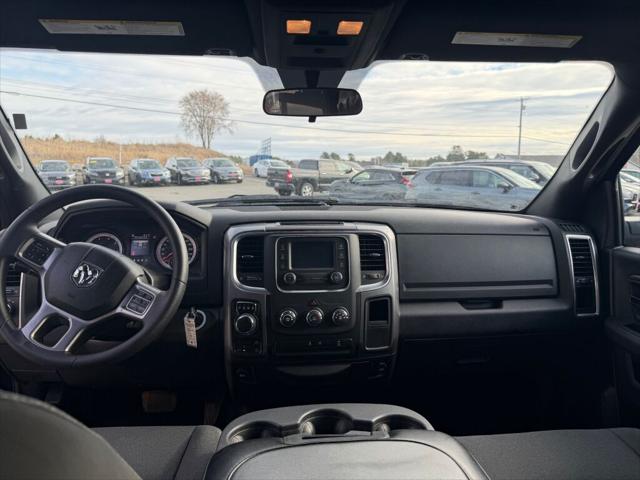 2024 Ram 1500 Classic Warlock Crew Cab 4x4 5'7" Box