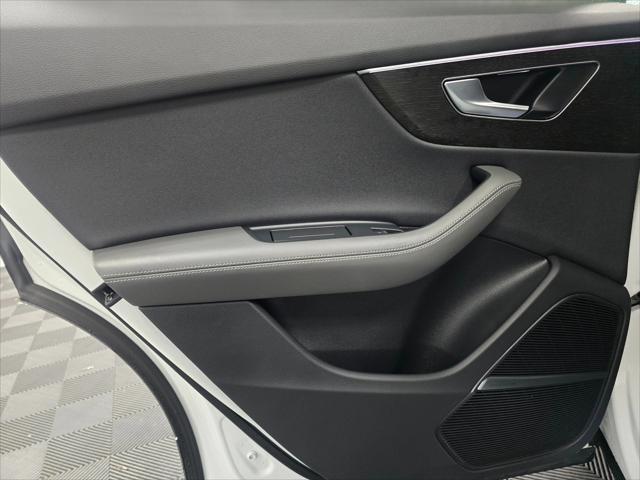 2025 Audi Q8 Premium Plus 55 TFSI quattro