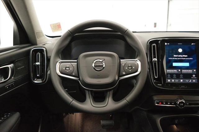 2026 Volvo XC40 B5 Ultra