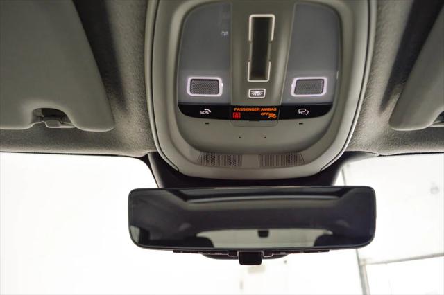 2026 Volvo XC40 B5 Ultra