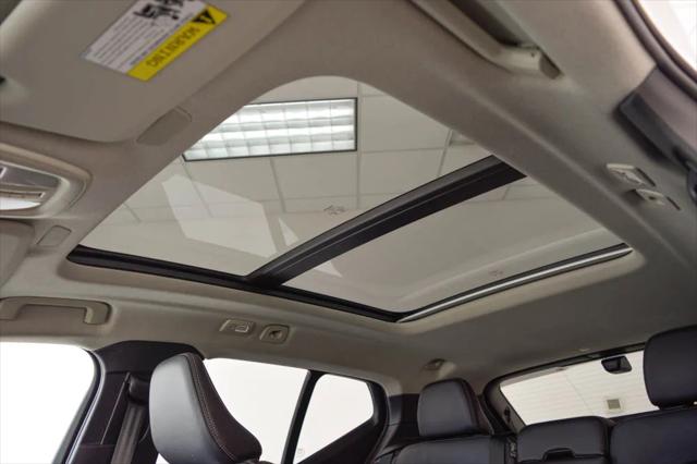 2026 Volvo XC40 B5 Ultra