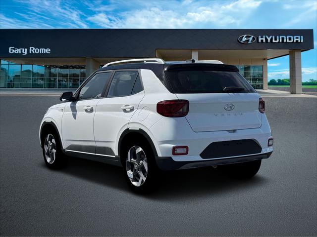 2026 Hyundai Venue SEL w/Two-Tone Roof