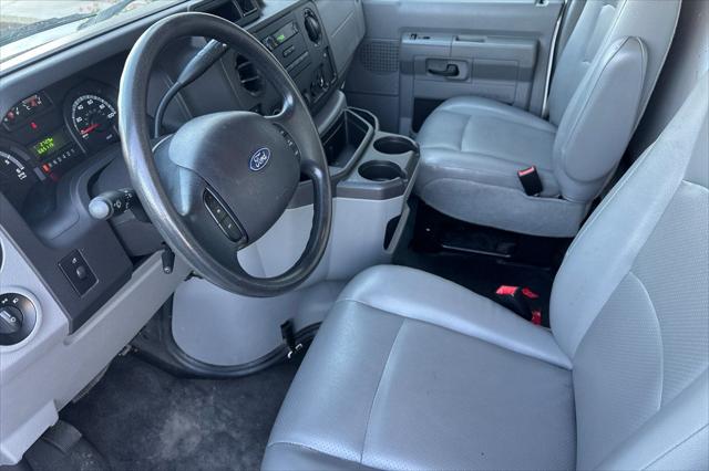 2019 Ford E-350 Cutaway E-350 SD