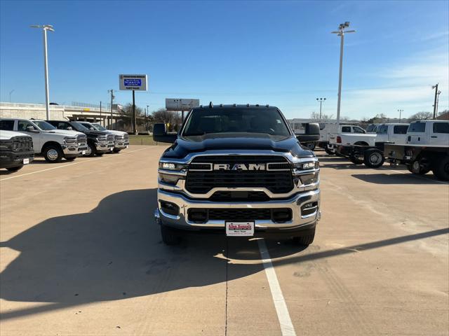 2026 RAM Ram 3500 RAM 3500 TRADESMAN CREW CAB 4X4 8 BOX