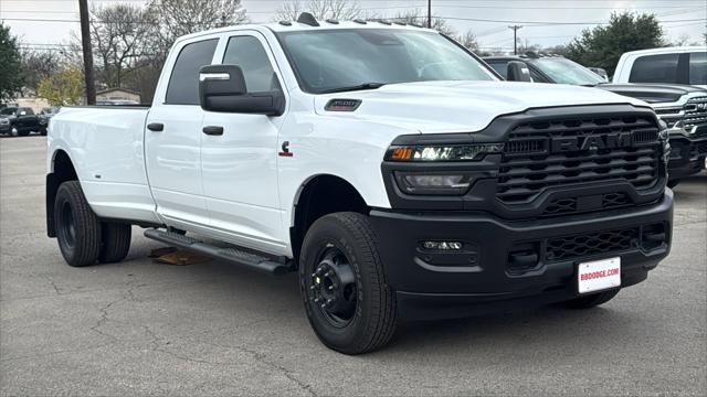 2026 RAM Ram 3500 RAM 3500 TRADESMAN CREW CAB 4X4 8 BOX