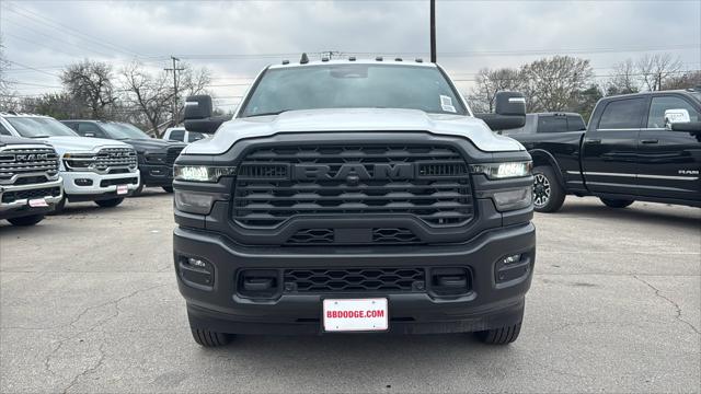 2026 RAM Ram 3500 RAM 3500 TRADESMAN CREW CAB 4X4 8 BOX