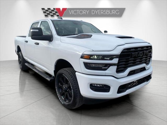 2026 RAM Ram 2500 RAM 2500 BLACK EXPRESS CREW CAB 4X4 64 BOX