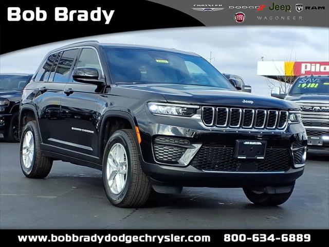 2025 Jeep Grand Cherokee Laredo X 4x4 for sale in Decatur, IL