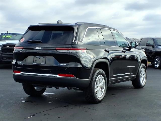 2025 Jeep Grand Cherokee Laredo X 4x4