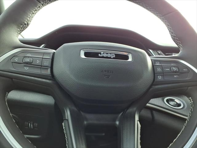 2025 Jeep Grand Cherokee Laredo X 4x4