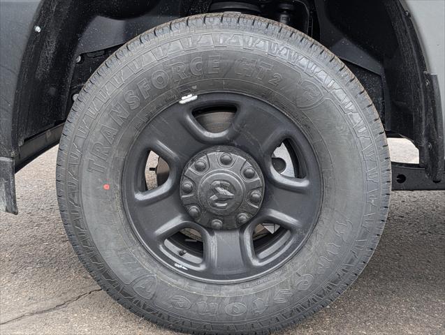 2026 RAM Ram 3500 RAM 3500 TRADESMAN CREW CAB 4X4 64 BOX