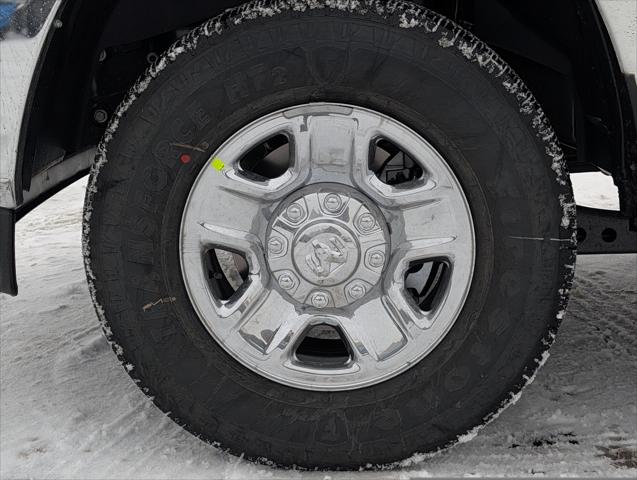 2026 RAM Ram 3500 RAM 3500 TRADESMAN CREW CAB 4X4 64 BOX
