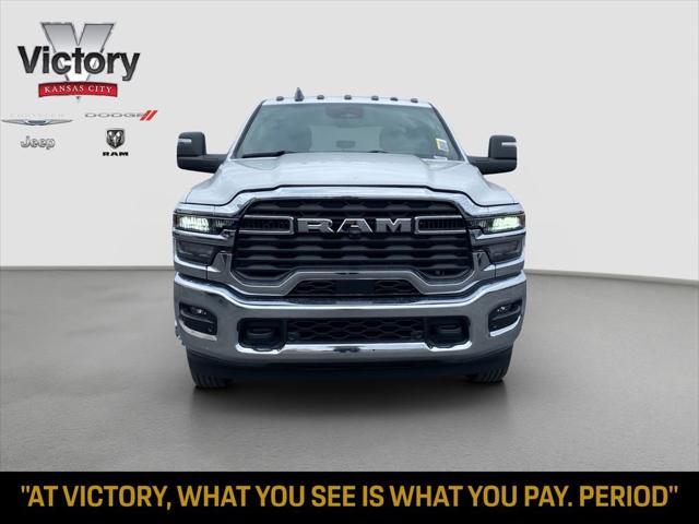 2026 RAM Ram 3500 RAM 3500 TRADESMAN CREW CAB 4X4 8 BOX