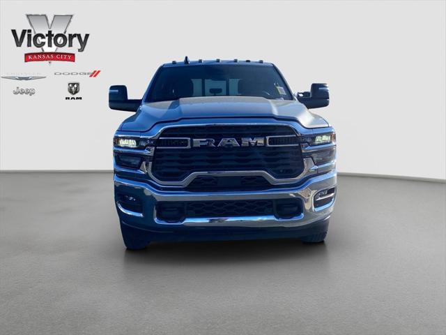 2026 RAM Ram 3500 RAM 3500 TRADESMAN CREW CAB 4X4 8 BOX