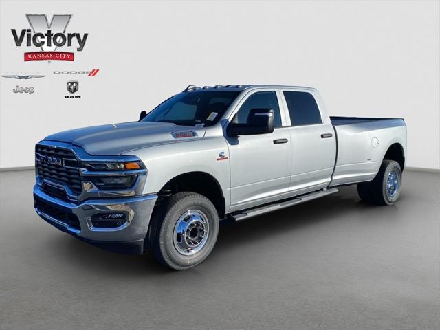 2026 RAM Ram 3500 RAM 3500 TRADESMAN CREW CAB 4X4 8 BOX
