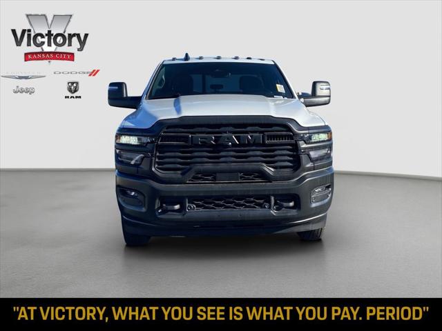 2026 RAM Ram 3500 RAM 3500 TRADESMAN CREW CAB 4X4 8 BOX