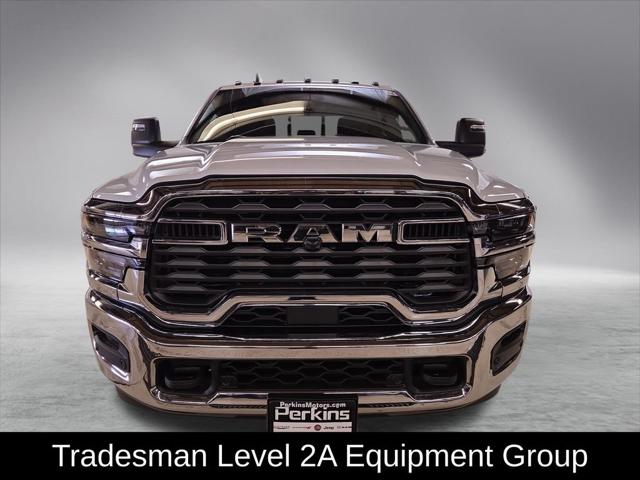 2026 RAM Ram 3500 RAM 3500 TRADESMAN CREW CAB 4X4 8 BOX
