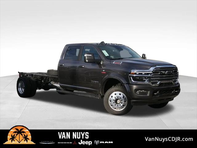 2026 RAM 5500 Chassis RAM 5500 BIG HORN CHASSIS CREW CAB 4X4 84 CA