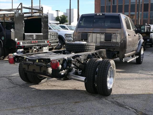2026 RAM 5500 Chassis RAM 5500 BIG HORN CHASSIS CREW CAB 4X4 84 CA