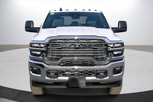 2026 RAM Ram 2500 RAM 2500 TRADESMAN CREW CAB 4X4 8 BOX
