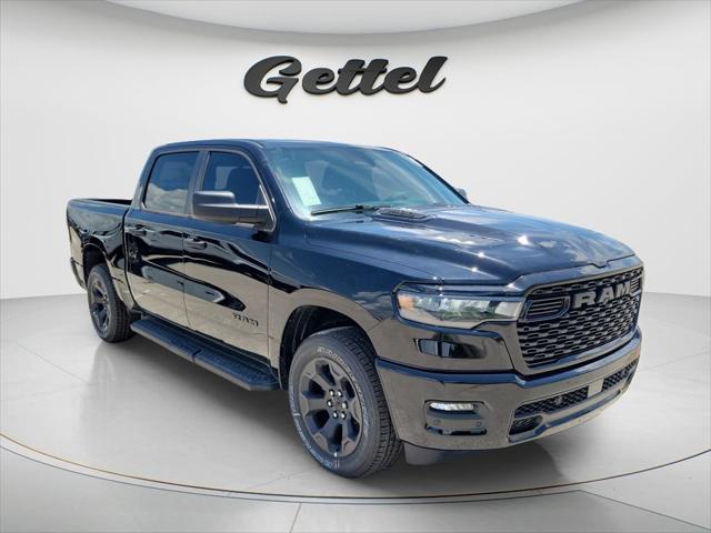 2026 RAM Ram 1500 RAM 1500 EXPRESS CREW CAB 4X4 57 BOX