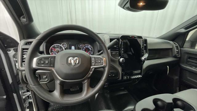 2026 RAM Ram 3500 RAM 3500 TRADESMAN CREW CAB 4X4 8 BOX