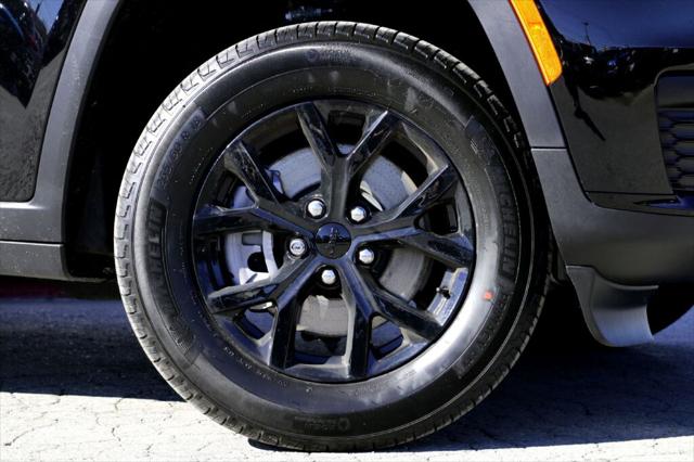 2025 Jeep Grand Cherokee GRAND CHEROKEE L ALTITUDE X 4X2