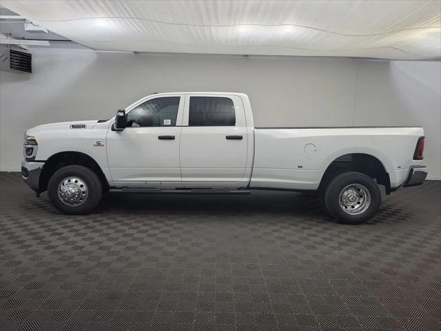 2026 RAM Ram 3500 RAM 3500 TRADESMAN CREW CAB 4X4 8 BOX