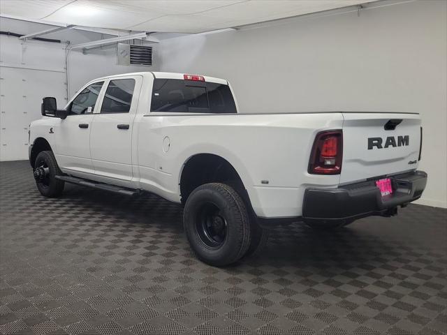 2026 RAM Ram 3500 RAM 3500 TRADESMAN CREW CAB 4X4 8 BOX