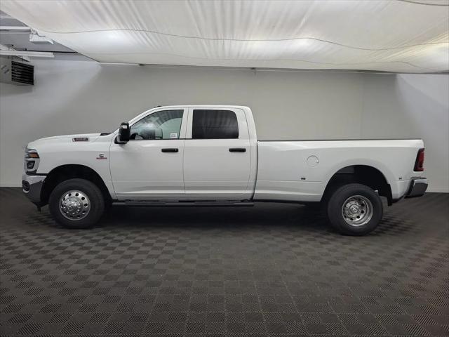 2026 RAM Ram 3500 RAM 3500 TRADESMAN CREW CAB 4X4 8 BOX